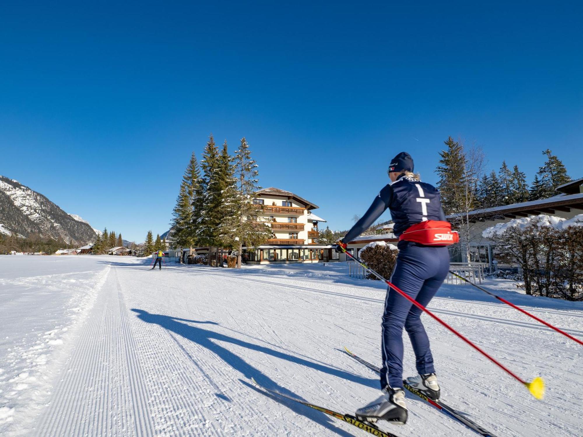Alpenhotel Karwendel -Adults only- Leutasch Buitenkant foto